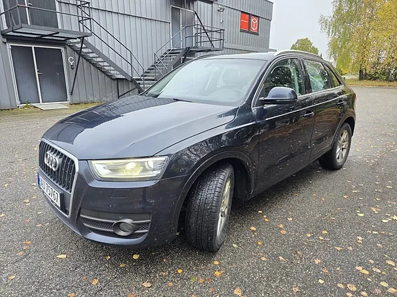 Audi Q3 2012 photo 5