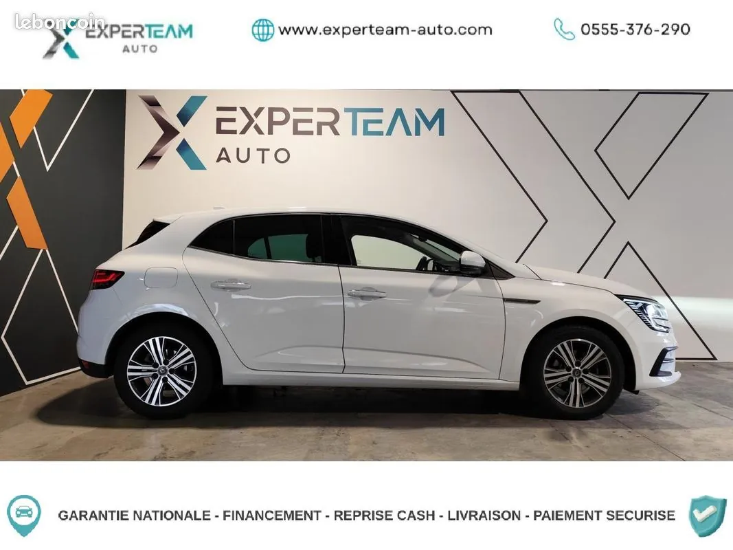 Renault Megane 2022 photo 2