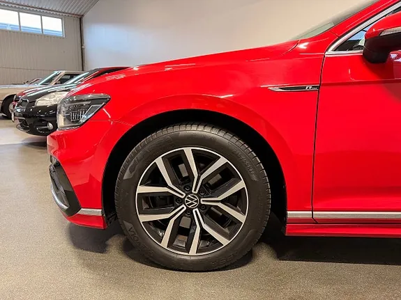 Volkswagen Passat 2021 photo 3