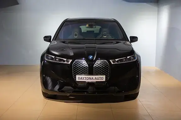 BMW Ix 2023 photo 2