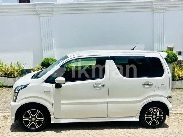 Suzuki Wagon R 2018 photo 4