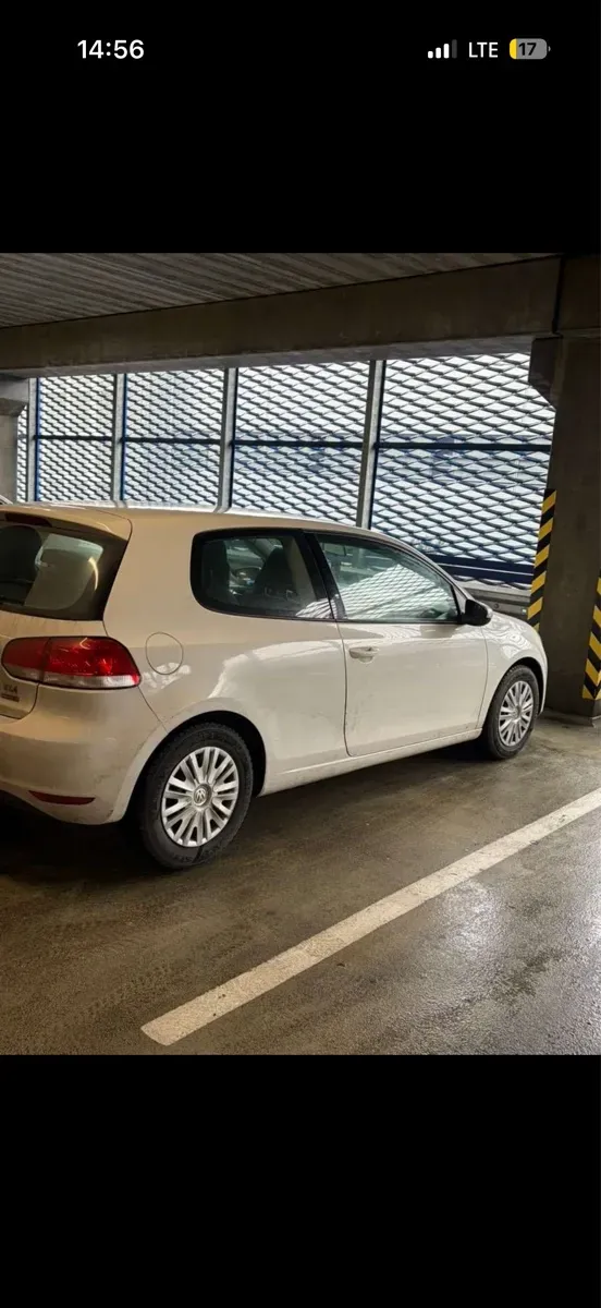 Volkswagen Golf 2011 photo 3