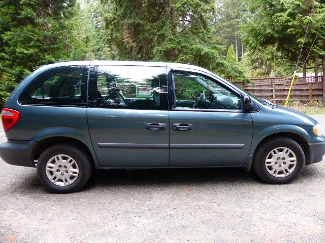 Dodge Caravan 2006 photo 3