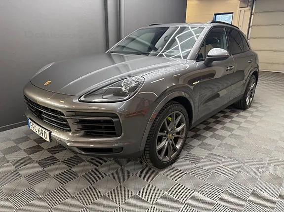 Porsche Cayenne 2021 photo 2