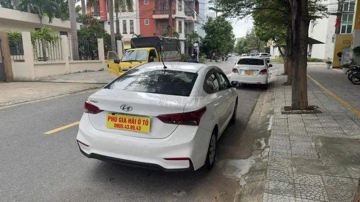 Hyundai Accent 2019 photo 5
