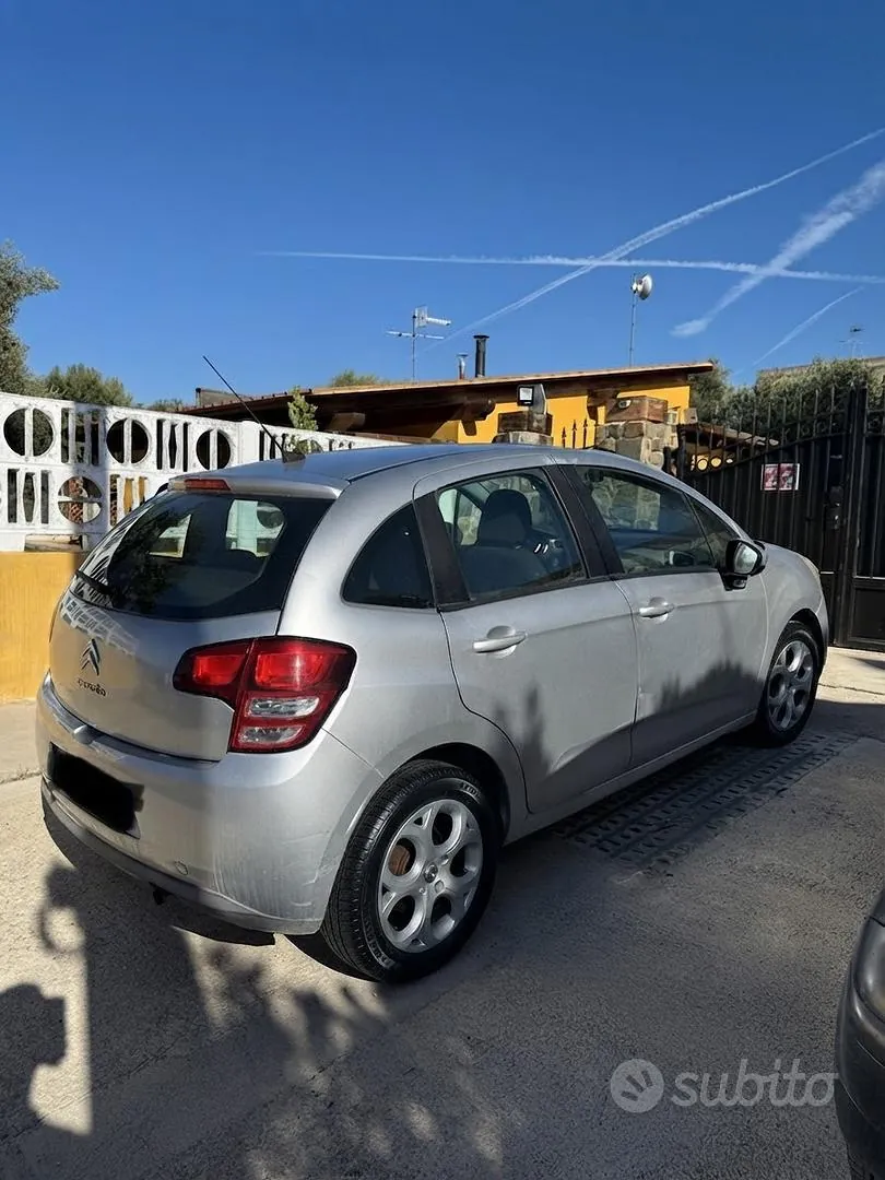 Citroen C3 2010 photo 2