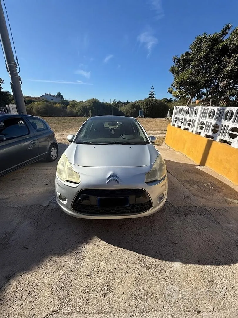 Citroen C3 2010 photo 3