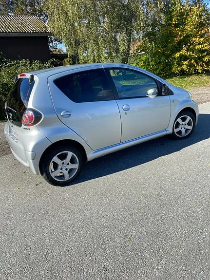 Toyota Aygo 2012 photo 3