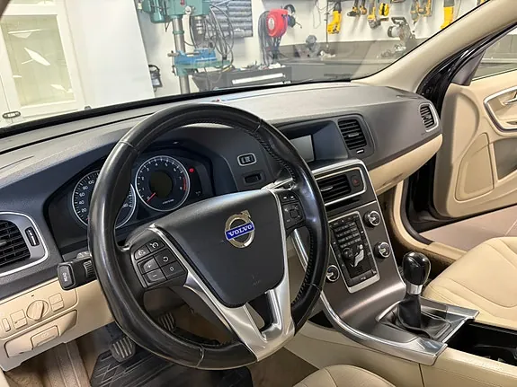 Volvo V60 2011 photo 4