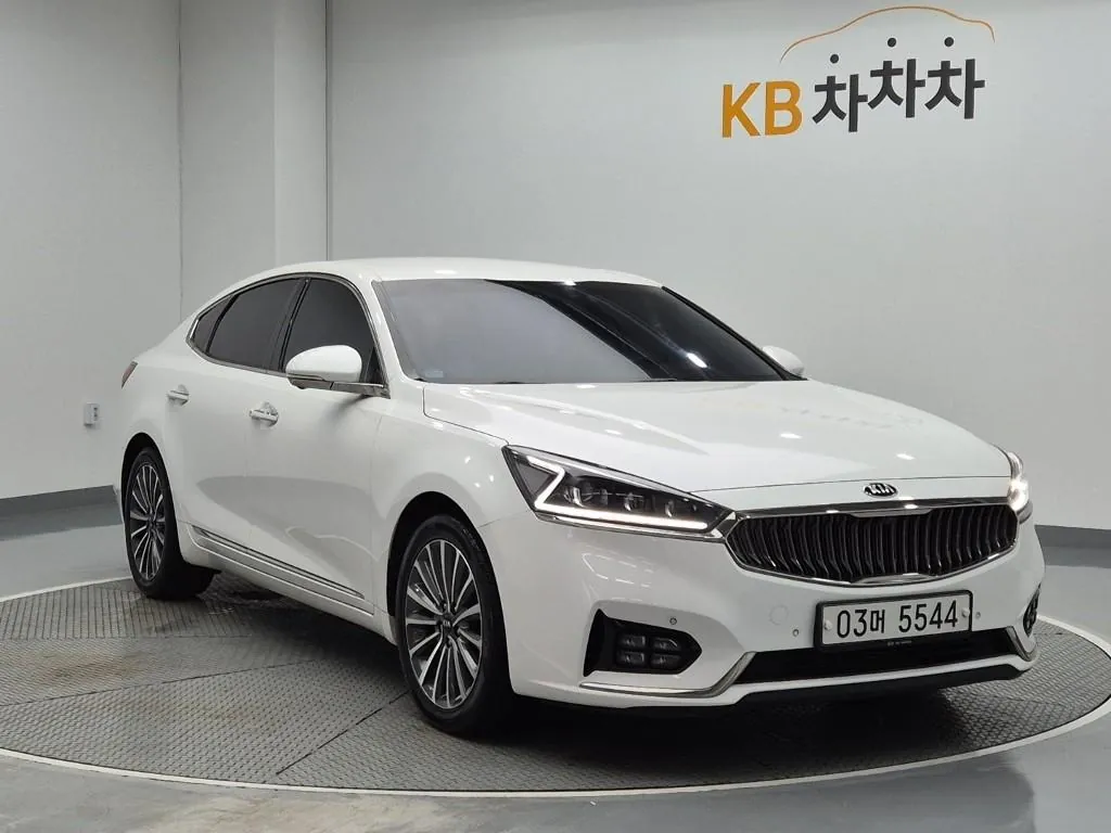Kia K7 2018 photo 4