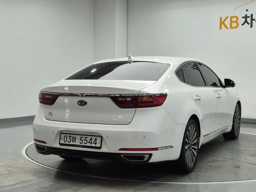 Kia K7 2018 photo 3