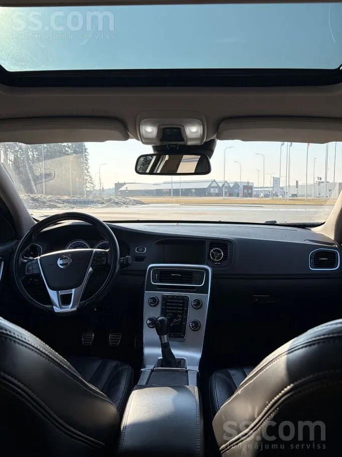 Volvo S60 2012 photo 5