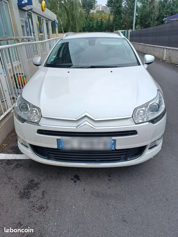 Citroen C5 2011 photo 3