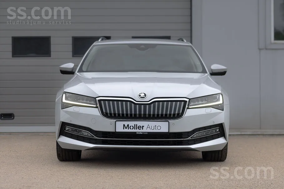 Skoda Superb 2022 photo 3