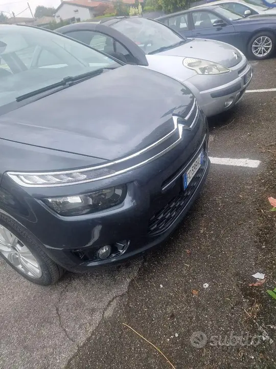 Citroen Grand C4 Picasso 2016 photo 2