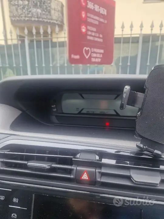 Citroen Grand C4 Picasso 2016 photo 3