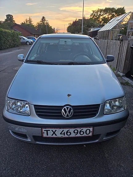 Volkswagen Polo 2000 photo 3