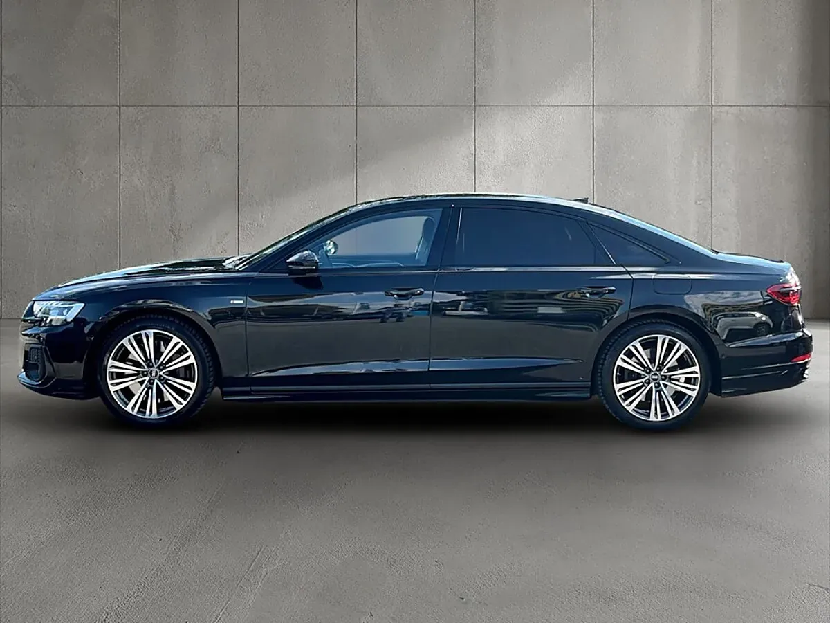 Audi A8 2025 photo 3