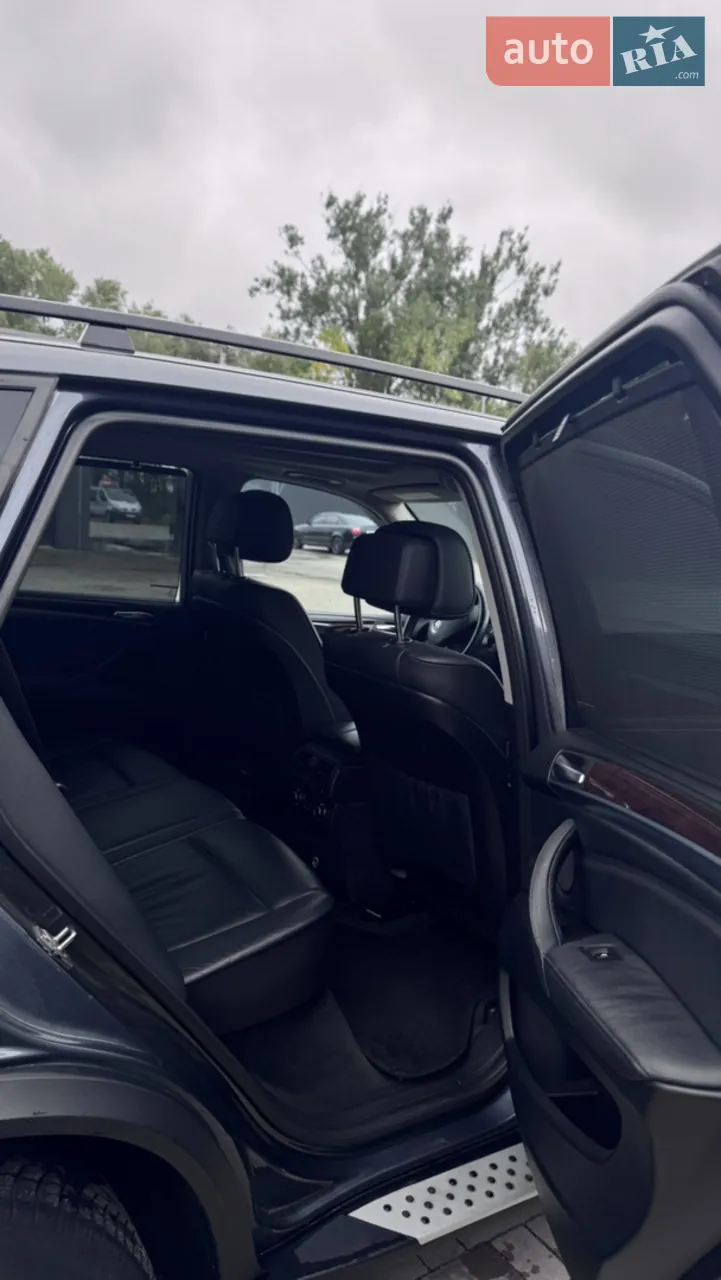 BMW X5 2010 photo 4