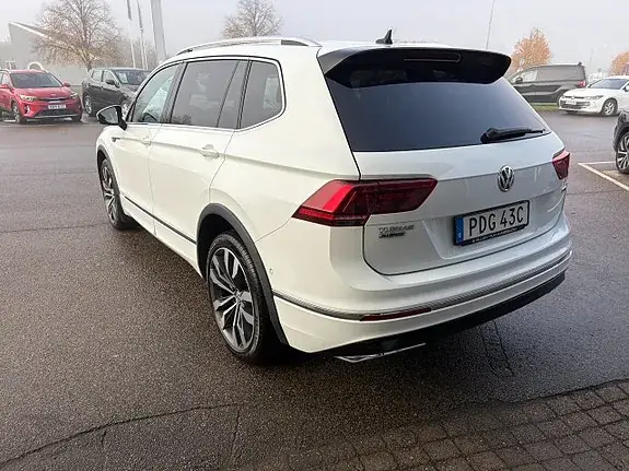 Volkswagen Tiguan Allspace 2021 photo 3