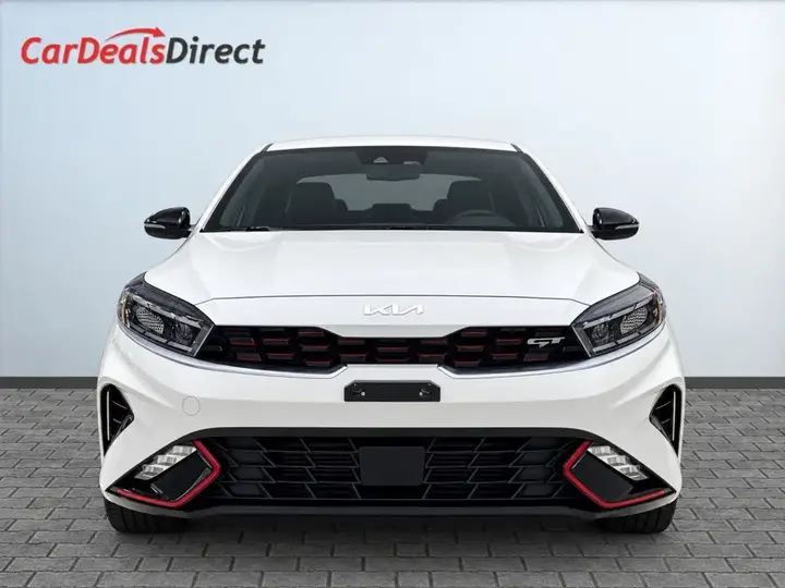Kia Forte 2023 photo 2