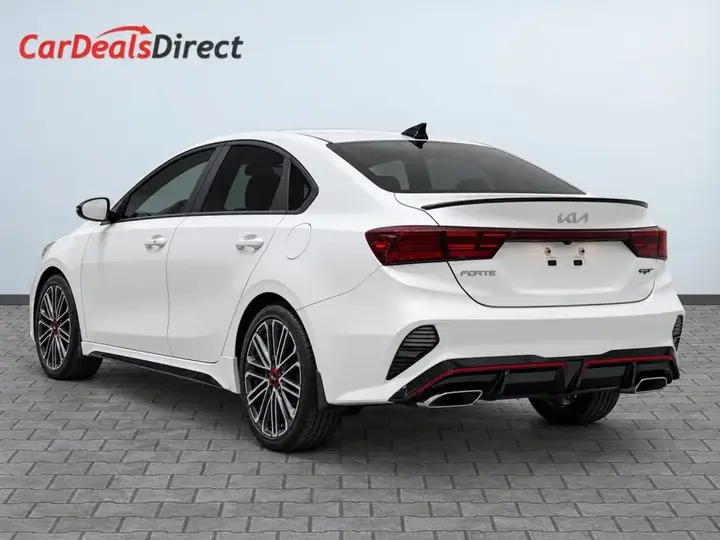 Kia Forte 2023 photo 5