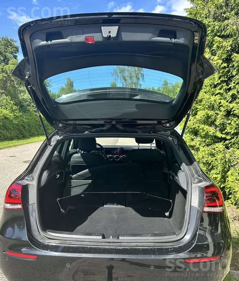 Mercedes-Benz A180 2019 photo 4