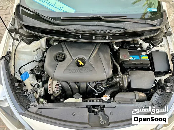 Kia K3 2016 photo 2