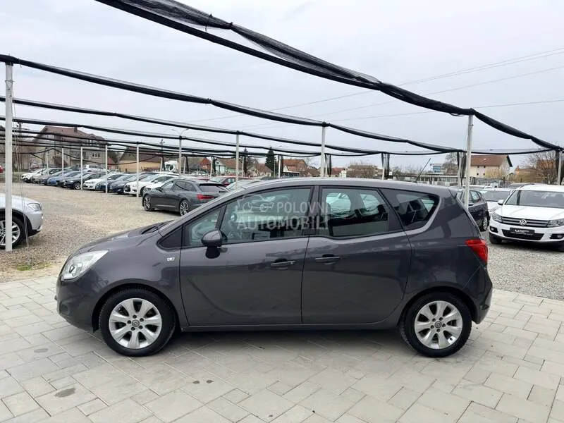 Opel Meriva 2012 photo 4