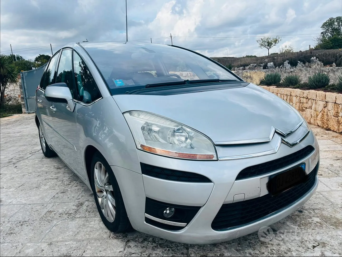 Citroen C4 Picasso 2008 photo 2