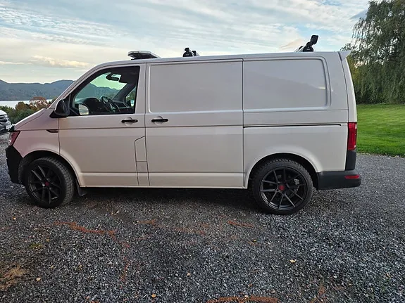 Volkswagen Transporter 2019 photo 3