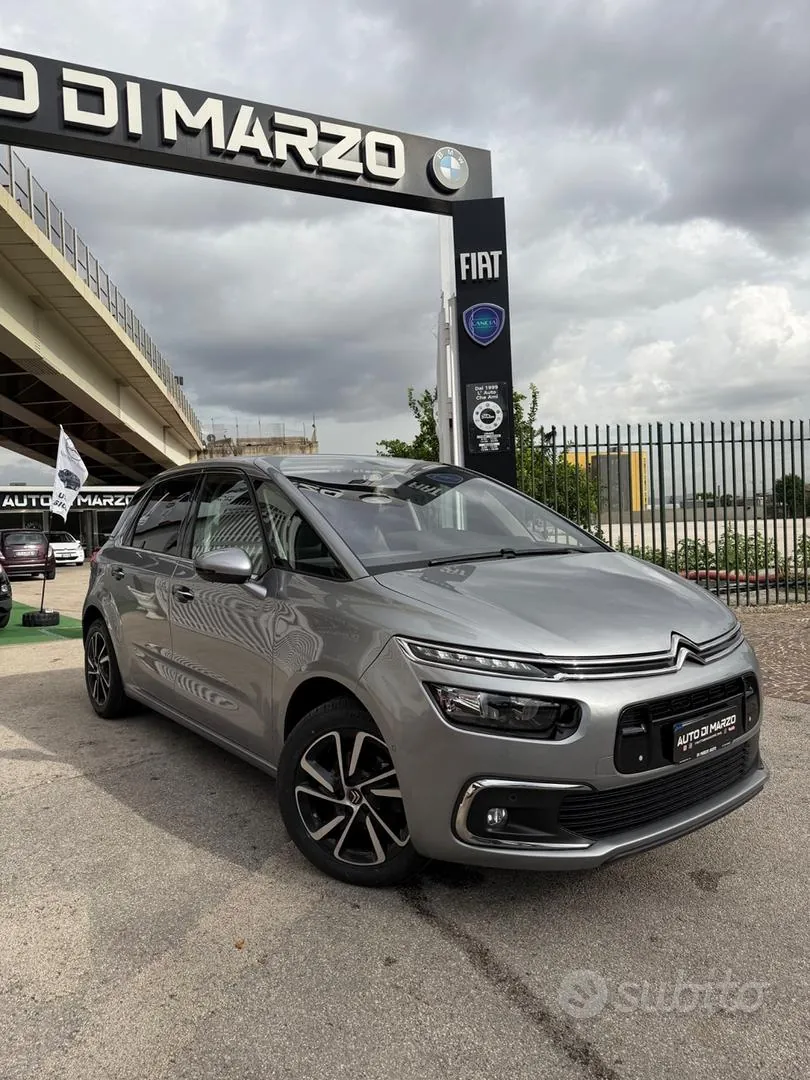 Citroen C4 Picasso 2016 photo 2