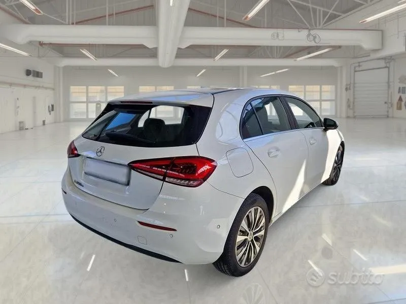 Mercedes-Benz A 250 2021 photo 4