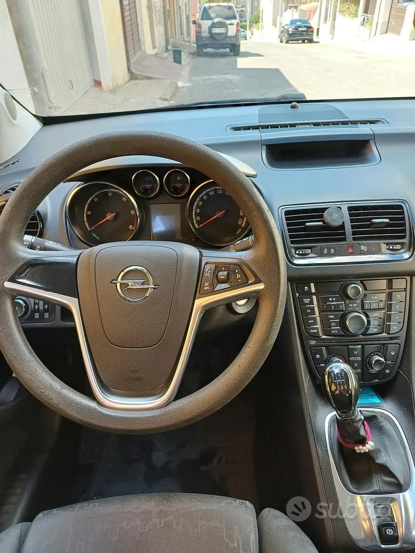 Opel Meriva 2013 photo 3