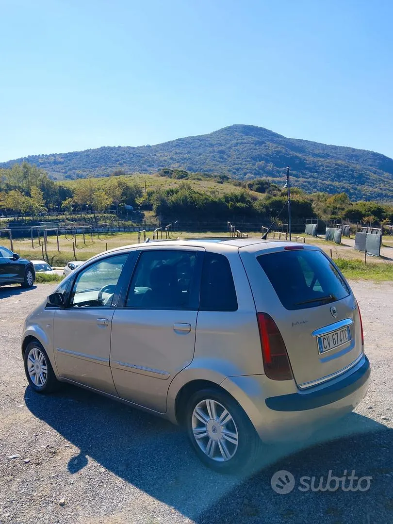 Lancia Musa 2005 photo 4