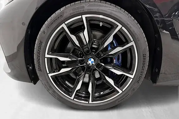 BMW I4 2026 photo 5