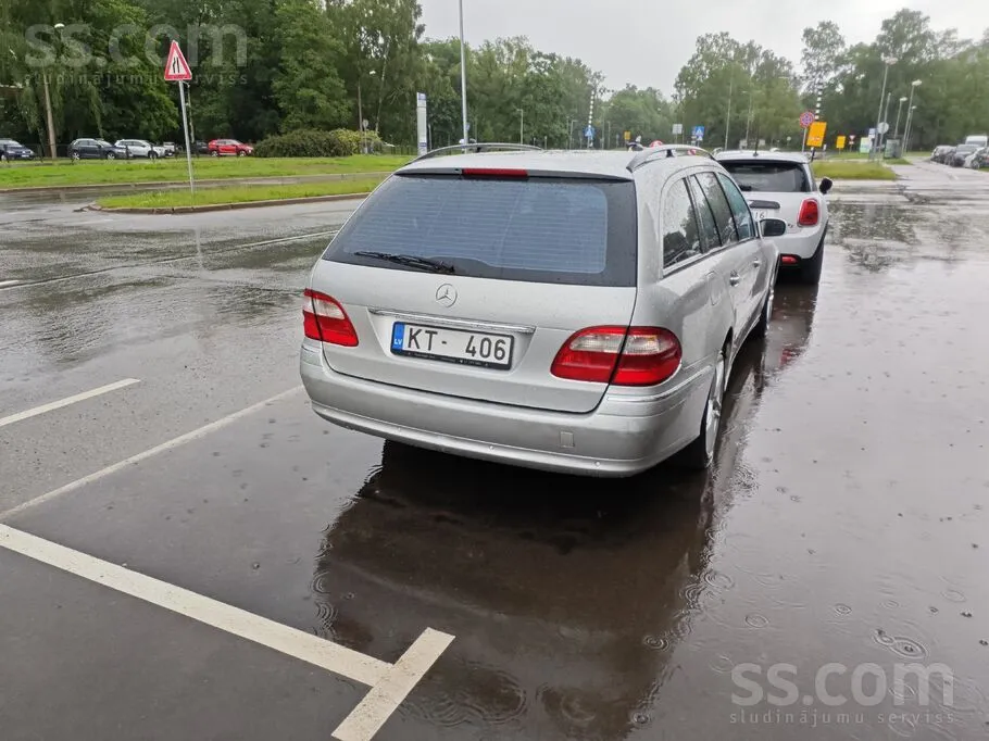 Mercedes-Benz E 280