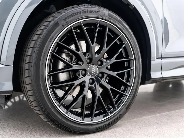 Audi Q2 2023 photo 3