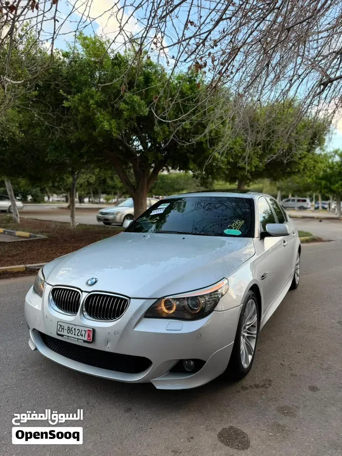 BMW 5 Series 2010 photo 4