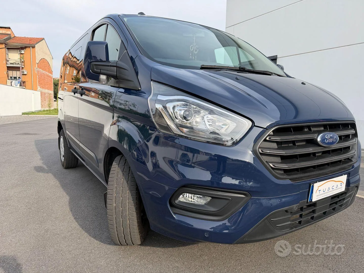 Ford Transit Custom 2023 photo 3