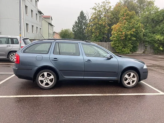 Skoda Octavia 2006 photo 4