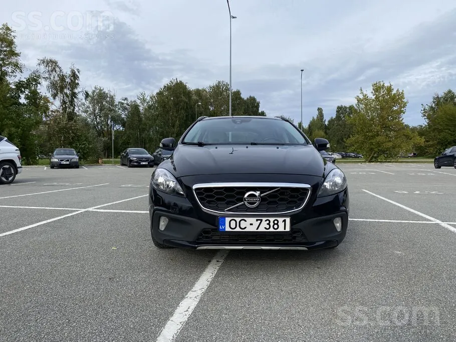 Volvo V40 2013 photo 2