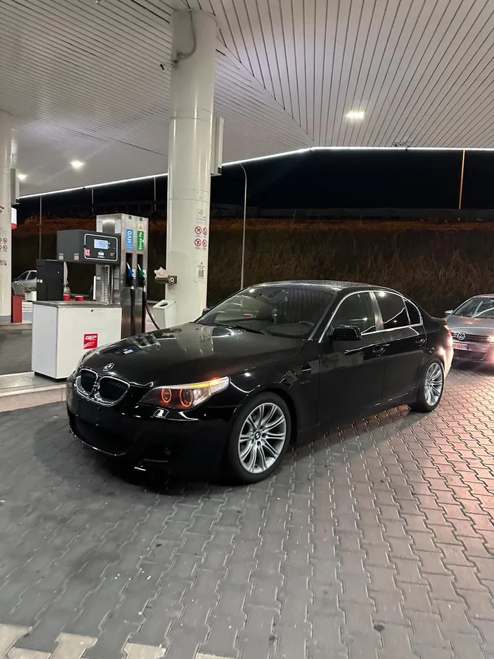 BMW 520I E60