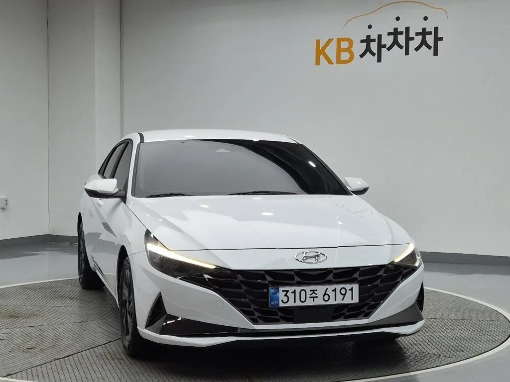 Hyundai Avante 2023 photo 4