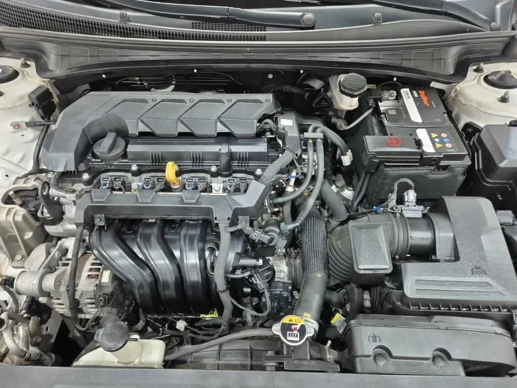 Hyundai Avante 2023 photo 5