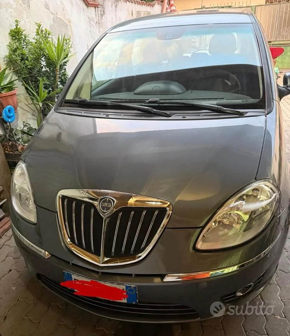 Lancia Musa 2010 photo 2