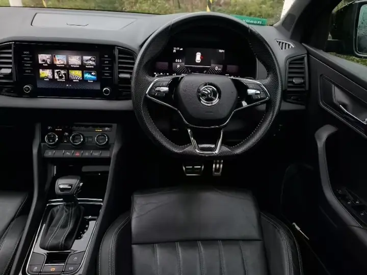 Skoda Karoq 2023 photo 4