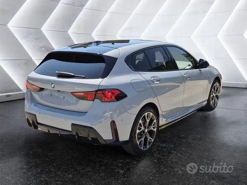 BMW 1 Series 2026 photo 3