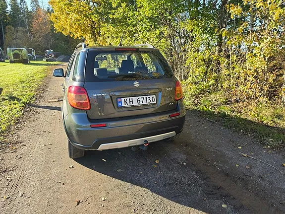 Suzuki Sx4 2010 photo 2