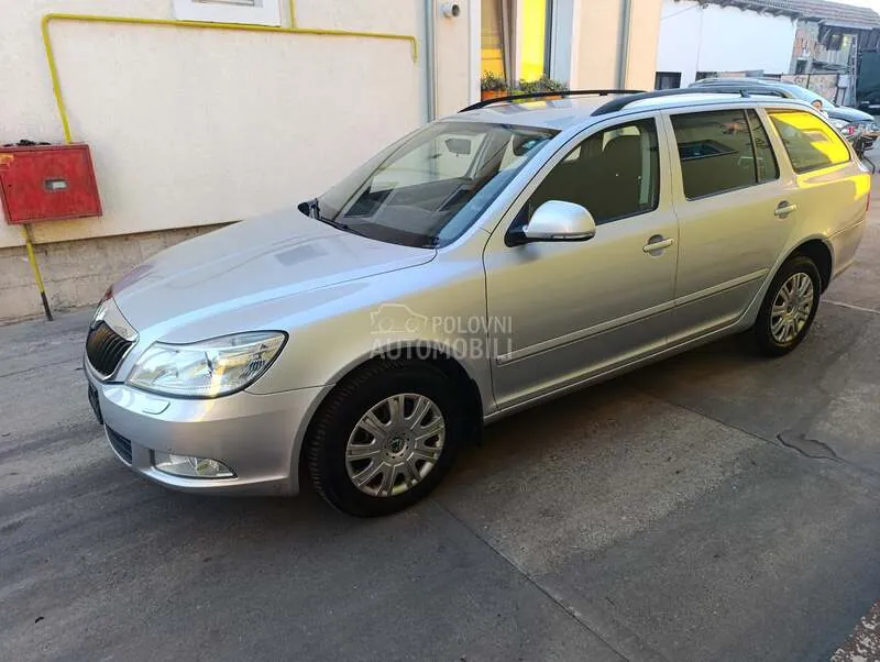 Skoda Octavia 2011 photo 4